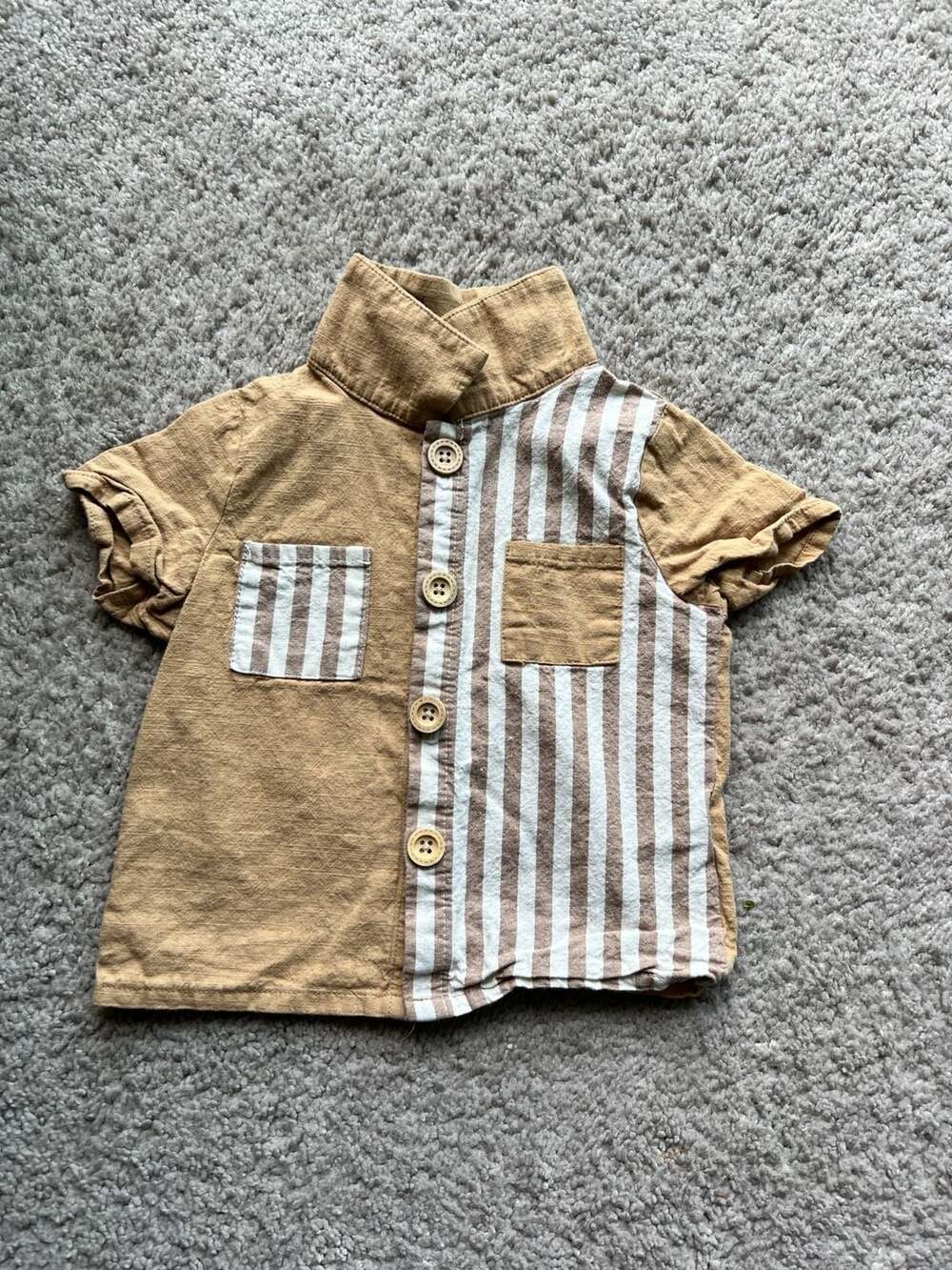 (#25) Boys  Brn &  White Striped Color Block B/upShort Sleeve Shirt Size 12-18M